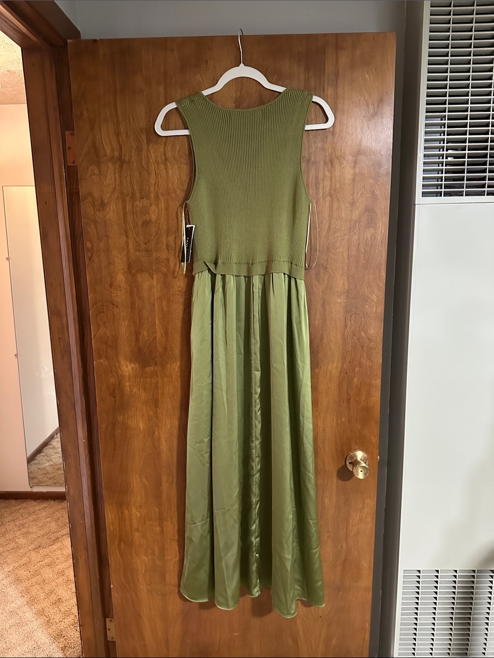 Taylor Olive Green Sleeveless Knit Top Satin Skirt Maxi Dress - Picture 2 of 3